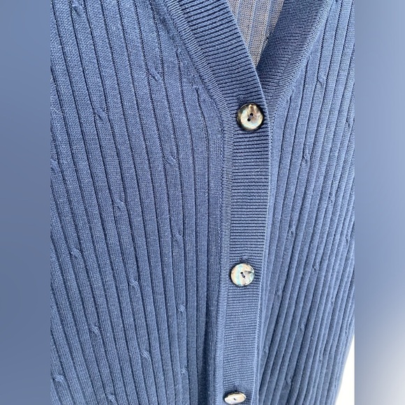 Gallant 100% silk botton up sweater - Picture 4 of 8